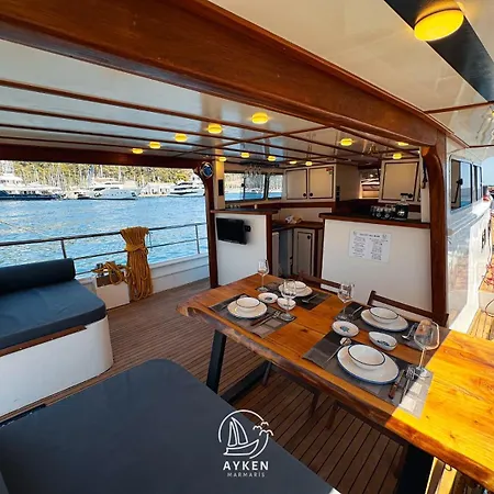 Ayken Boat 보트호텔 *